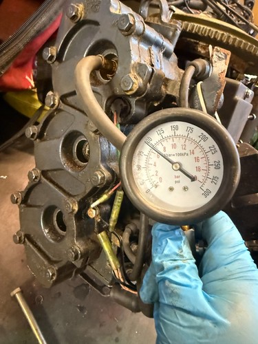 Yamaha 40hp cylinder - 3,