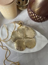 Gold large Flower Statement
