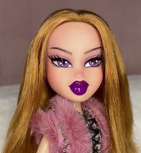 Ooak repainted custom bratz - repainted,