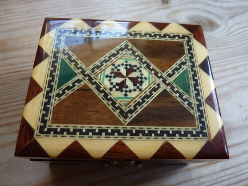 Wooden lacquered trinket - wooden,