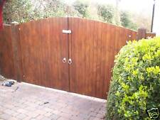 Driveway - Entrance - Arch - Wooden Garden Arched Gates