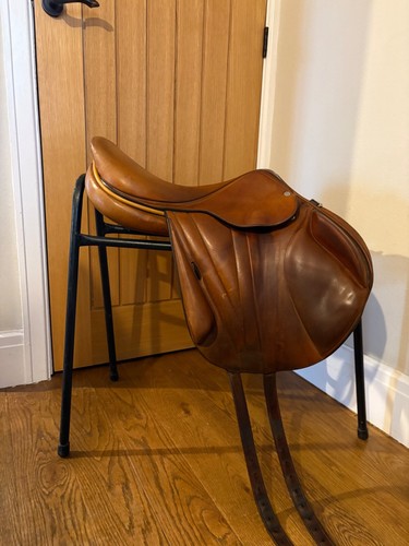 Butet monoflap jump saddle - butet,