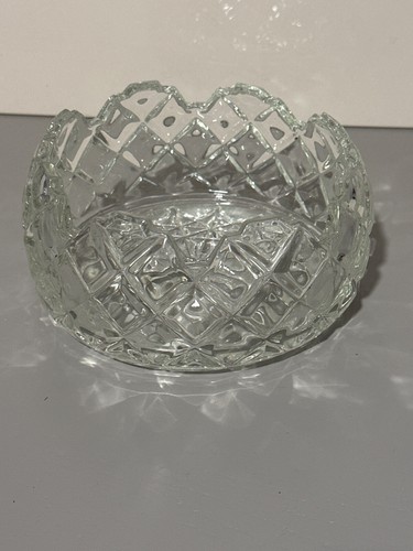 Beautiful vintage heavy cut - beautiful,