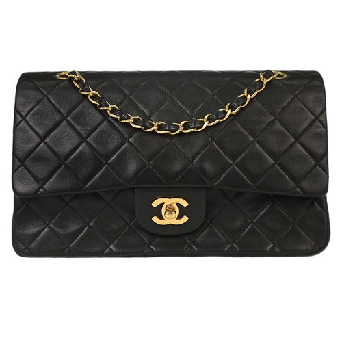 Chanel black lambskin - black,