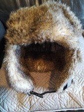 Poivre Blanc kids hat with fur size 2(52-53cm) in excellent condition 
