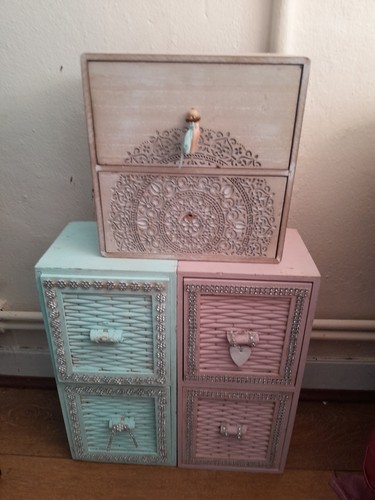 Small drawer chest of - 3-drawer,