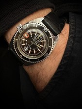 PAX Antichoc Day Diver French Made Vintage Men’s Watch 