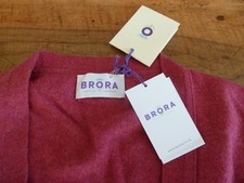 BRORA Cashmere V neck cardigan