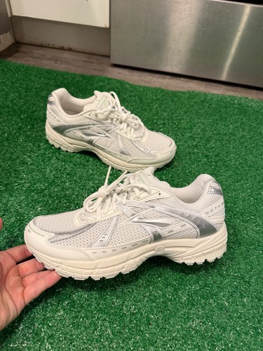Brand new brooks adrenaline - new,