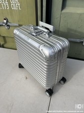 39 Rimowa Topas Aluminium