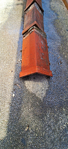 Interlocking clay roof ridge - clay,