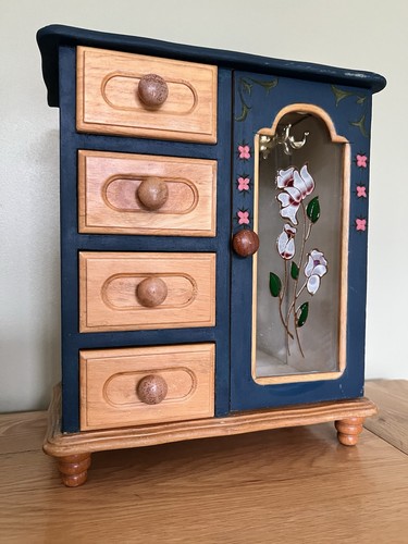 Vintage mele co wooden - &,