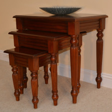 Pillar Nest of Tables | Solid Mahogany | Traditional Style | 3 Tables NEW T061