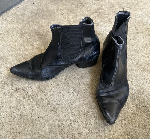 Vintage black pointed - black,