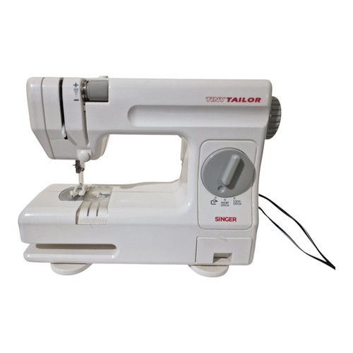 Vintage singer tiny tailor - vintage,