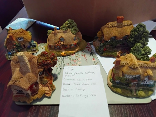 Lilliput lane cottage - lane,