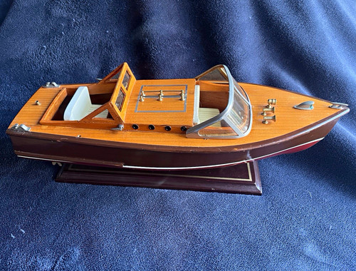 Vintage wooden painted - vintage,