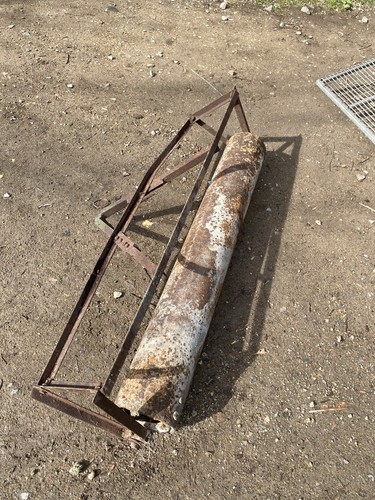Garden paddock roller - or,