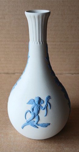 Wedgwood white blue jasper - white,