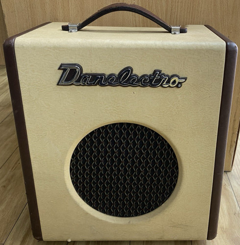Danelectro nifty seventy - danelectro, 70