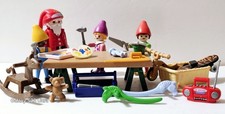 Playmobil  Making toys for Christmas 
