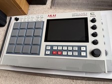 Akai MPC Live II 2 Retro Edition - Great Condition + original Packaging