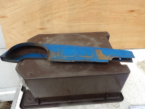 Yamaha top chain gaurd - v,
