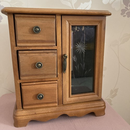 Mele beautiful wooden - beautiful,