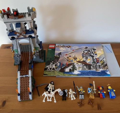 Lego castle drawbridge defense - lego,