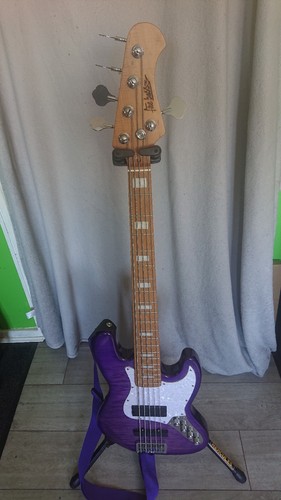 Fire bass guitar very - fire,