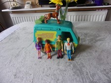 Scooby Doo Mystery Machine And