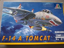 ITALERI / DRAGON  1:144 F-14 A