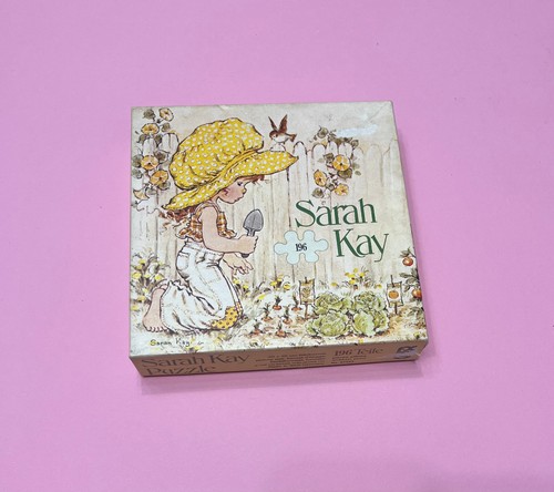 Vintage jigsaw puzzle sarah - puzzle,