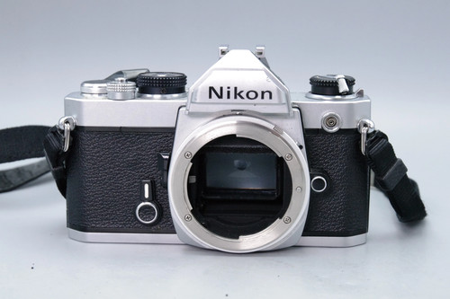 Nikon 35mm slr camera body - nikon,