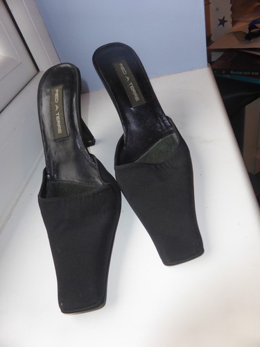 Pied terre ladies - pied,