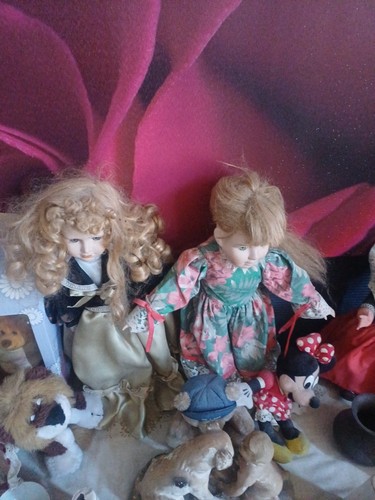 Porcelain dolls collectable - 2,