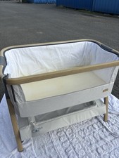 Tutti Bambini Cozee Bedside Crib Cot Oak With Mattress & Travel Bag no straps