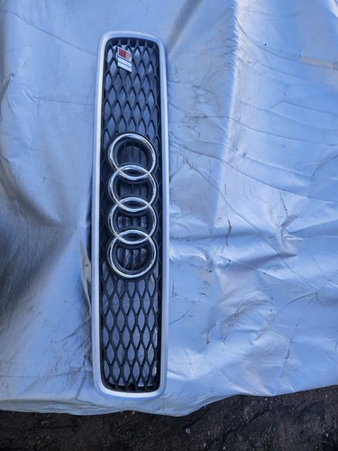 Audi rs4 front grill - rs4,