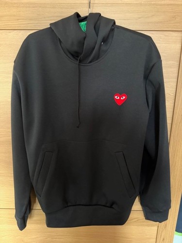 Play comme des garcons - play,