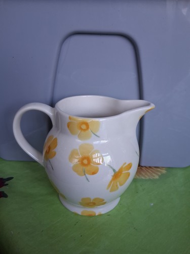 Buttercup milk jug emma - milk,