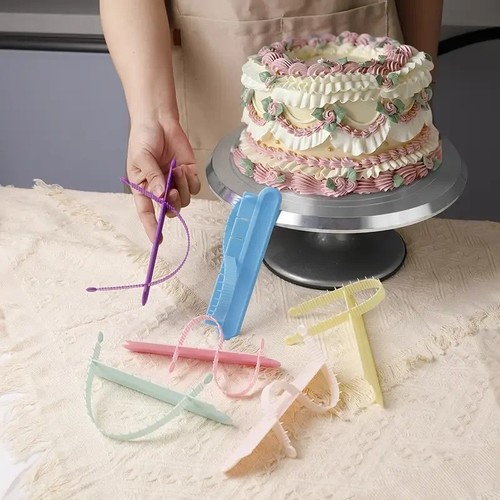 Cake decorating arc ruler - decorating, with