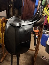Bates Isabel Werth 17.5” adjustable dressage saddle black