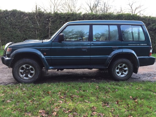 1997 mitsubishi shogun pajero - 1997,