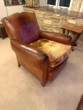 Vintage French Leather Club Chair, dating from the 1930s. Excellent patina.