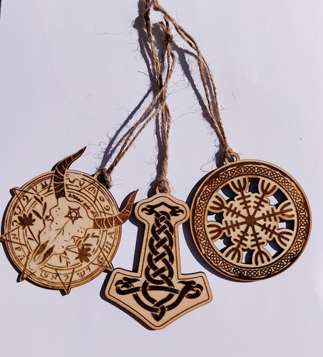 Wooden pagan yule christmas - wooden,