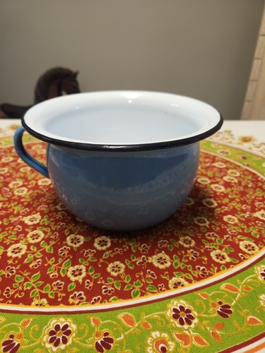 Vintage enamel ware - ware, chamber