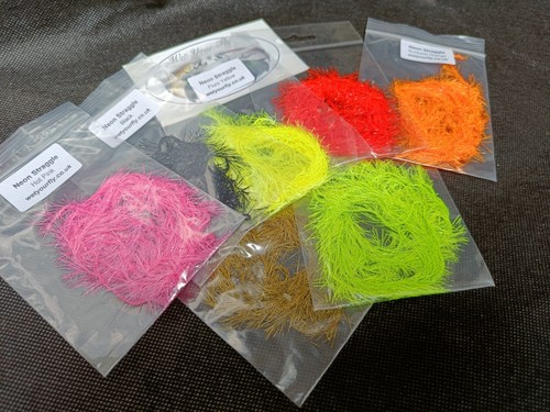 Neon straggle meters fly - neon,