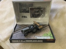 7127  Universal Hobbies Ferguson TE 20 Tractor and Potato Planter set 1:32 scale