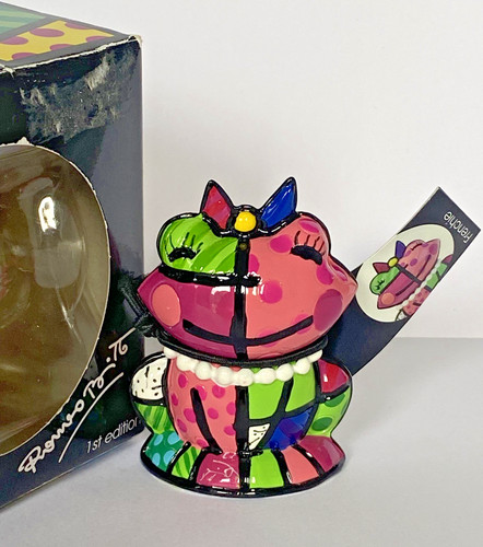 Romero britto frog figurine - romero,