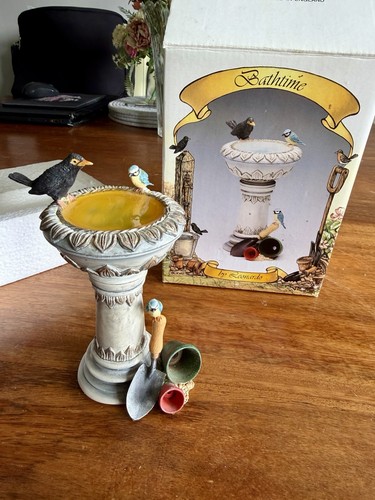 Vintage bathtime figurine - bathtime,